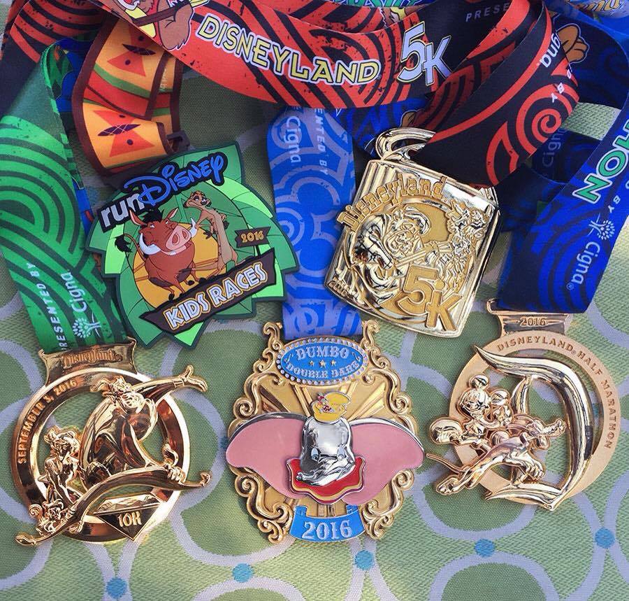 disneyland-half-marathon-medals