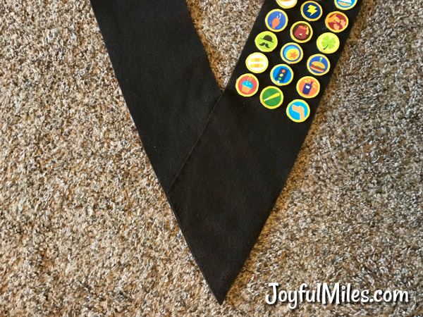 How to Make a Wilderness Explorer Russell Running Costume