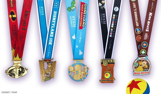 2017 Disneyland Half Marathon Weekend Medal Reveal!